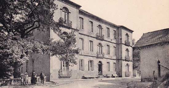 rennes les bains thermes hotel